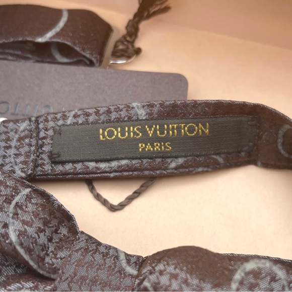 🔥ONE-OF-KIND🔥🆕💯RARE AUTH LOUIS VUITTON MARRONE BROWN HOUNDSTOOTH BOW TIE… - Picture 8 of 13
